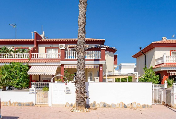 Herverkoop - Rijhuis -
Ciudad Quesada - Rojales - Doña Pepa