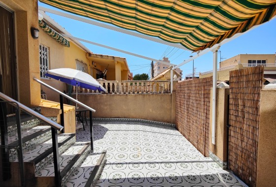 LANGDURIGE VERHUUR - Rijhuis -
Torrevieja - Nueva Torrevieja