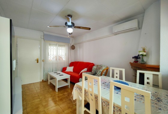 LANGDURIGE VERHUUR - Rijhuis -
Torrevieja - Nueva Torrevieja