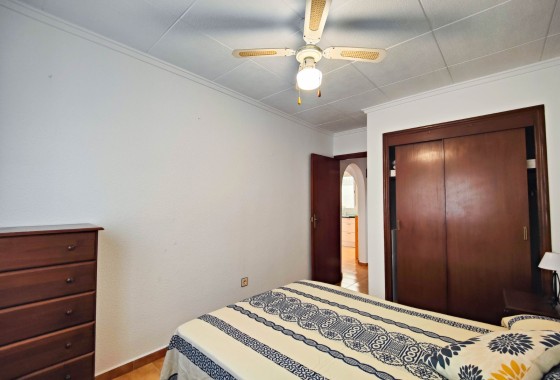 LANGDURIGE VERHUUR - Rijhuis -
Torrevieja - Nueva Torrevieja