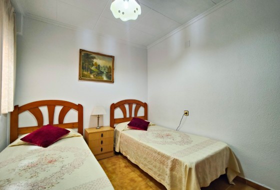 LANGDURIGE VERHUUR - Rijhuis -
Torrevieja - Nueva Torrevieja