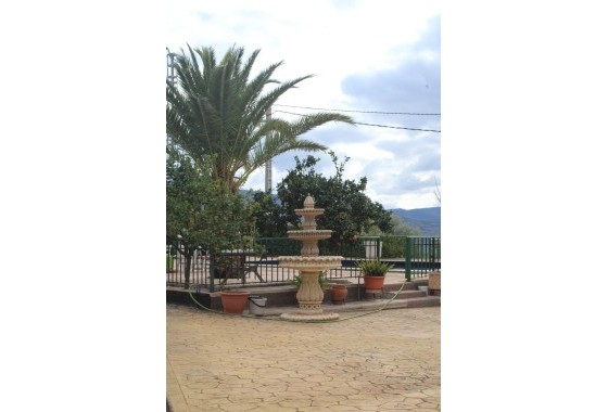 Herverkoop - Finca / Landhuis -
Sax - SAX