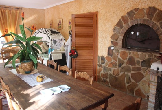 Herverkoop - Finca / Landhuis -
Sax - SAX
