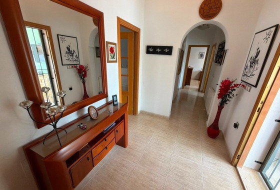 Herverkoop - Vrijstaande villa -
Los Montesinos - La Herrada
