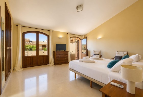 Herverkoop - Vrijstaande Villa -
La Manga del Mar Menor - La Manga