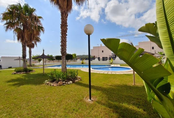 Venta - Adosado -
San Miguel de Salinas