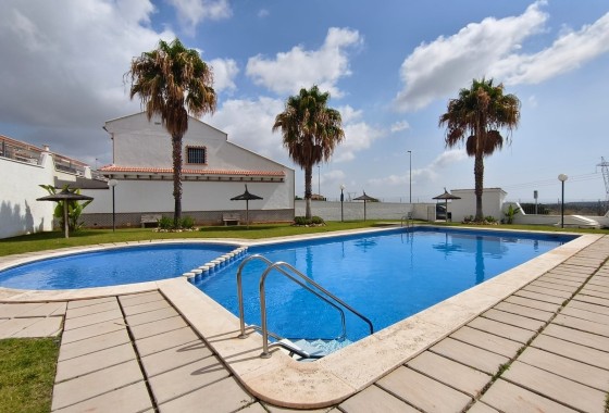 Venta - Adosado -
San Miguel de Salinas
