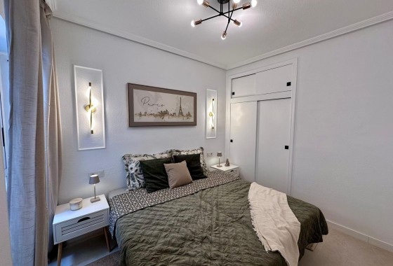 Herverkoop - Appartement / Flat -
Torrevieja