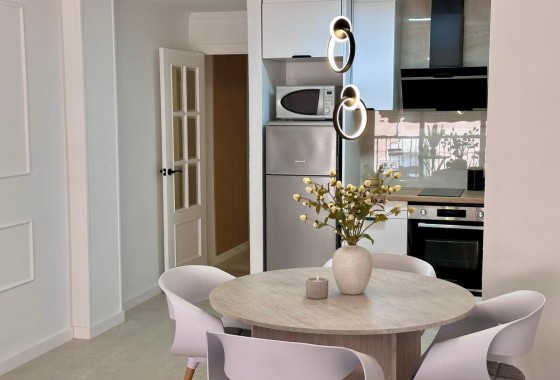 Herverkoop - Appartement / Flat -
Torrevieja