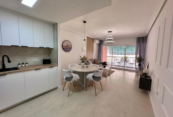 Herverkoop - Appartement / Flat -
Torrevieja