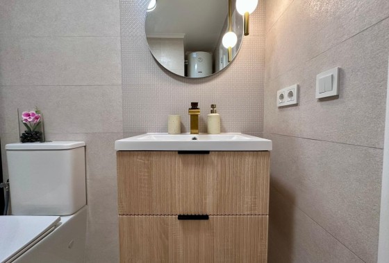 Herverkoop - Appartement / Flat -
Torrevieja