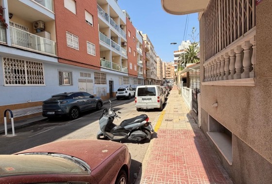 Venta - Apartamento / Piso -
Torrevieja - Playa del Cura
