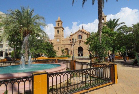 Venta - Apartamento / Piso -
Torrevieja - Acequion