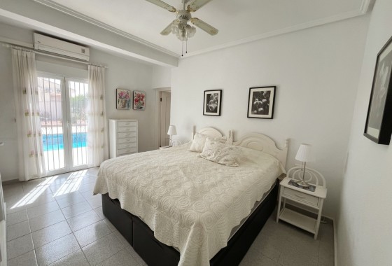 Herverkoop - Vrijstaande villa -
Ciudad Quesada - Rojales - Upper Golf
