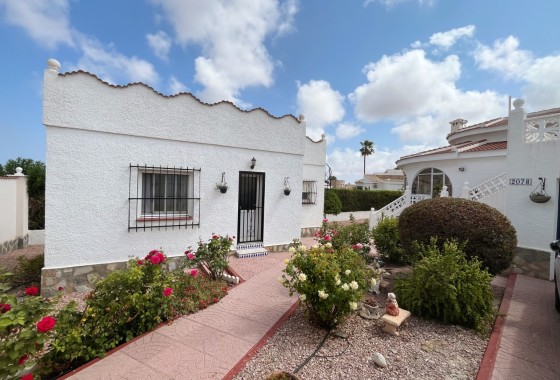 Herverkoop - Vrijstaande villa -
Ciudad Quesada - Rojales - Upper Golf