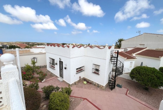 Herverkoop - Vrijstaande villa -
Ciudad Quesada - Rojales - Upper Golf