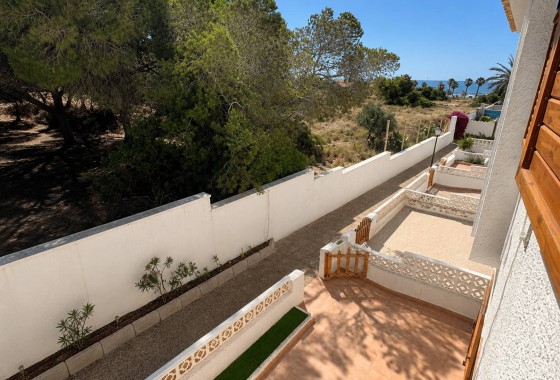 Sprzedaż - Willa w zabudowie bliźniaczej -
Orihuela Costa