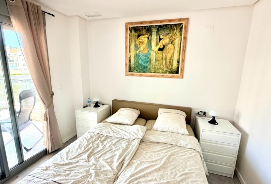 Herverkoop - Appartement / Flat -
Orihuela Costa - La Zenia