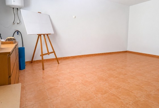 Herverkoop - Rijhuis -
Orihuela Costa - Punta Prima