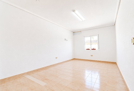 Revente - Commercial -
Ciudad Quesada - Rojales - Rojales