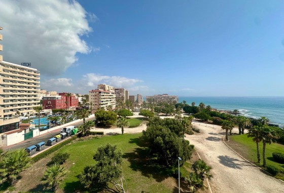 Resale - Apartment / Flat -
Torrevieja - Cabo cervera