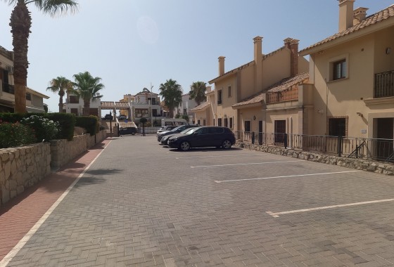 Resale - Apartment / Flat -
Algorfa - La Finca Golf Resort