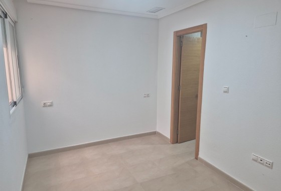Herverkoop - Appartement / Flat -
Torrevieja - Puerto Deportivo Marina Salinas