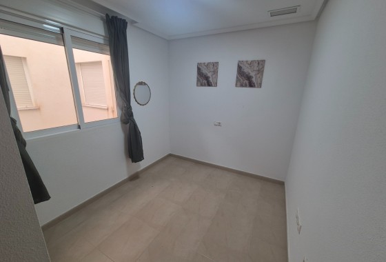 Herverkoop - Appartement / Flat -
Torrevieja - Puerto Deportivo Marina Salinas