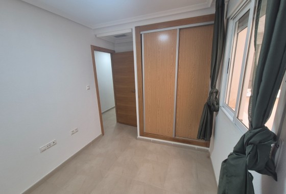Herverkoop - Appartement / Flat -
Torrevieja - Puerto Deportivo Marina Salinas