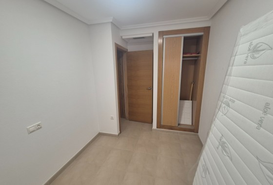 Herverkoop - Appartement / Flat -
Torrevieja - Puerto Deportivo Marina Salinas
