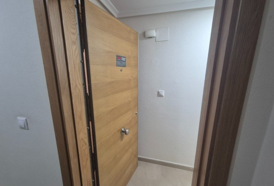 Herverkoop - Appartement / Flat -
Torrevieja - Puerto Deportivo Marina Salinas