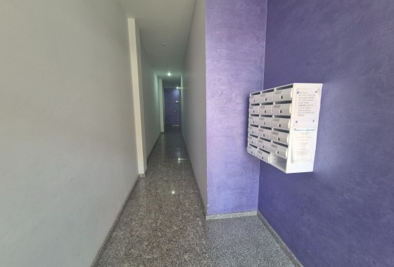 Herverkoop - Appartement / Flat -
Torrevieja - Puerto Deportivo Marina Salinas