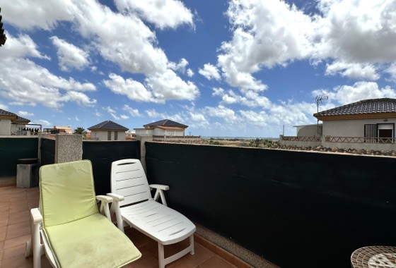 Herverkoop - Halfvrijstaande villa -
Los Montesinos - La Herrada