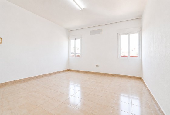 Herverkoop - Commercieel -
Ciudad Quesada - Rojales - Doña Pepa