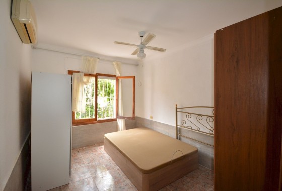 Wiederverkauf - Reihenhaus -
Torrevieja