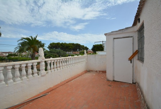 Wiederverkauf - Reihenhaus -
Torrevieja