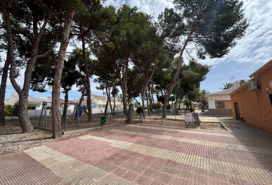 Wiederverkauf - Reihenhaus -
Torrevieja