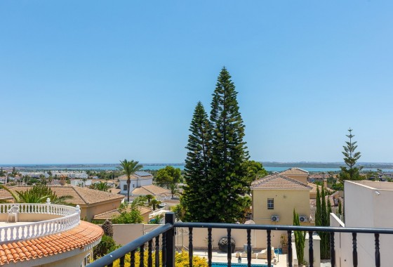 Herverkoop - Vrijstaande Villa -
Ciudad Quesada - Rojales - Ciudad Quesada