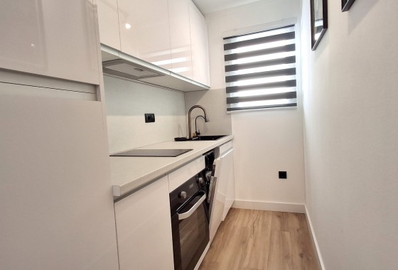 Wiederverkauf - Wohnung / Apartment -
Torrevieja