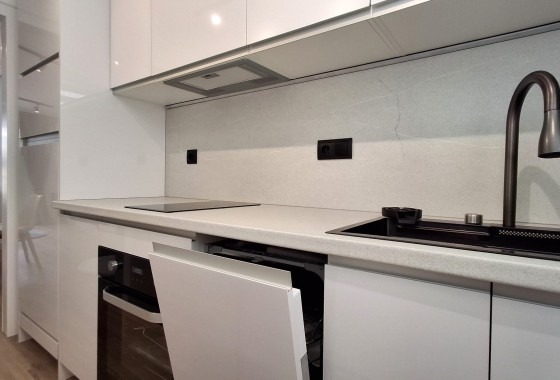 Wiederverkauf - Wohnung / Apartment -
Torrevieja