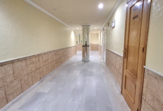 Wiederverkauf - Wohnung / Apartment -
Torrevieja