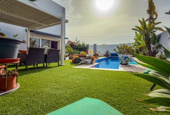 Revente - Villa Individuelle -
Torrevieja - Torreta - Florida