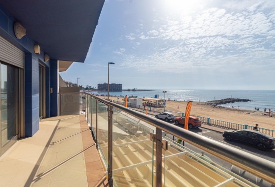Revente - Appartement -
Torrevieja - Playa de los Locos