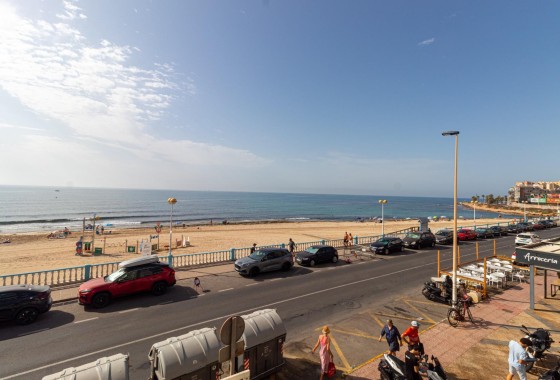 Revente - Appartement -
Torrevieja - Playa de los Locos