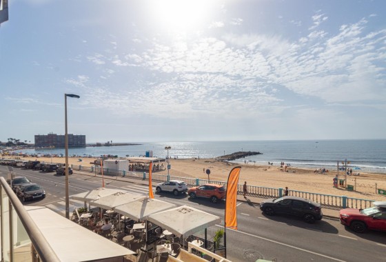 Revente - Appartement -
Torrevieja - Playa de los Locos