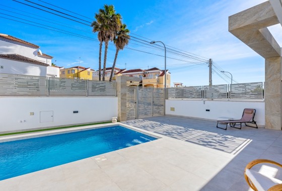 Herverkoop - Vrijstaande villa -
Orihuela Costa - Blue Lagoon