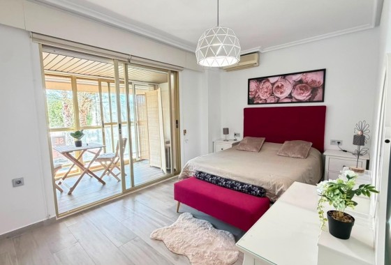 Herverkoop - Appartement / Flat -
Torrevieja