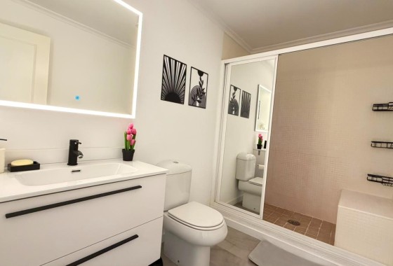 Herverkoop - Appartement / Flat -
Torrevieja