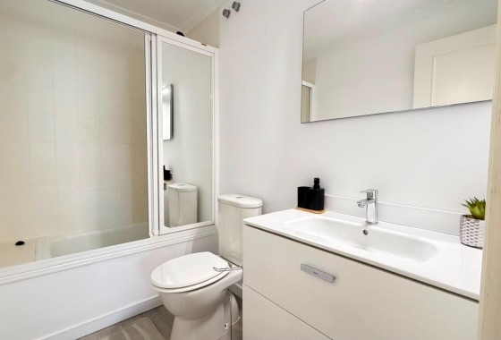 Herverkoop - Appartement / Flat -
Torrevieja