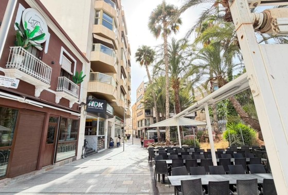 Herverkoop - Appartement / Flat -
Torrevieja